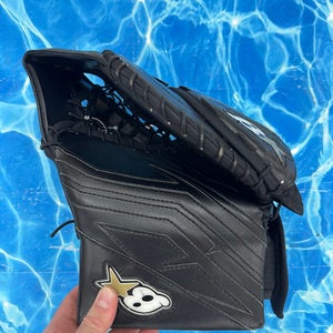 Black Junior Brian's Iconik X Goalie Glove | Regular (Used)