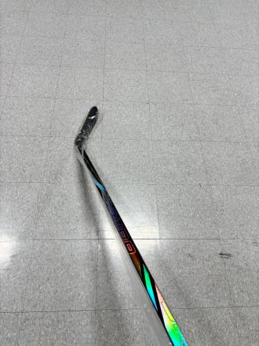 Brand New Senior Bauer Nexus Tracer Right Handed Hockey Stick P28 65 Flex