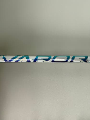 Senior Bauer Vapor Flylite Right Handed Hockey Stick P92 70 Flex (New)