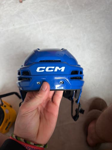 Medium CCM Tacks 720 Helmet (New)