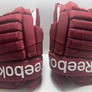 New Reebok HGSTJR Gloves 15" (Never Worn)