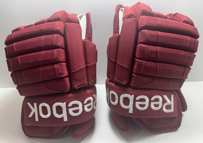 New Reebok HGSTJR Gloves 15" (Never Worn)