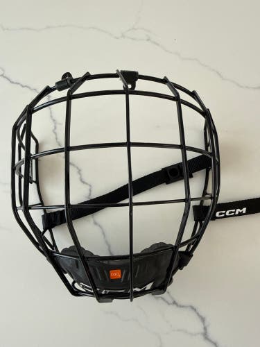 Medium CCM FM780 (New)