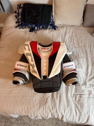 CCM EFlex 5 Pro Goalie Chest Protector Large