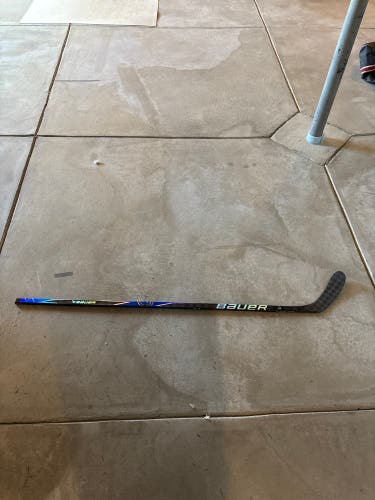 Intermediate Bauer Proto2 Left Hand Hockey Stick P28 70 Flex Pro Stock (New)