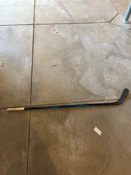 Senior Bauer Pulse Left Hand Hockey Stick P90TM 82 Flex Pro Stock (Used)