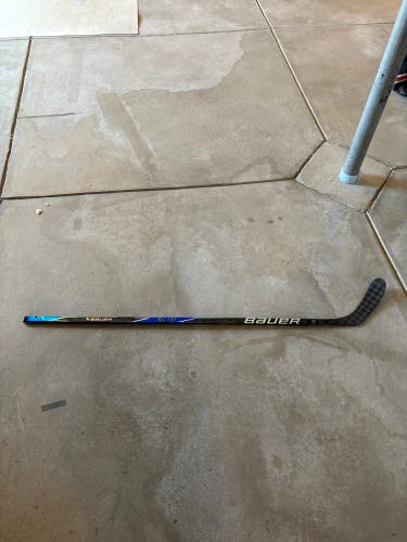 Intermediate Bauer Proto2 Left Hand Hockey Stick P28 70 Flex Pro Stock (Used)
