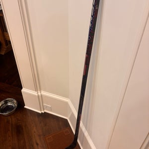Intermediate CCM USA Vizion Right Handed Hockey Stick P29+1/4 65 Flex (Used 1)
