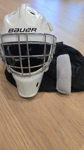 Youth Bauer 930 Goalie Mask (Used)