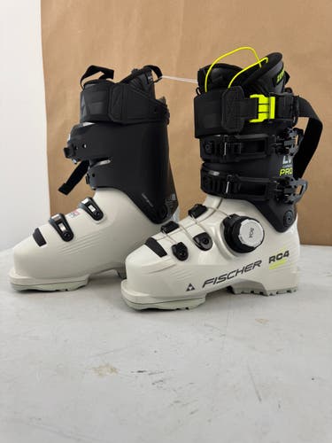 USED (DEMO) 2026 Fischer RC4 Carbon Pro LV BOA - Mondo 24.5 (286mm BSL)
