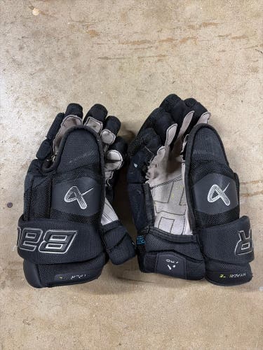 Bauer Vapor Hyperlite Gloves 13" (Used)