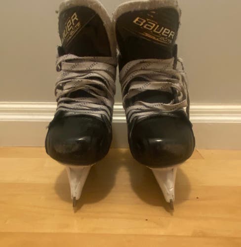 2021 Bauer Elite Hockey Goalie Skates Regular Width Size 6 (Used)