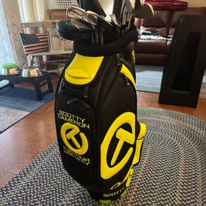 Replica Titleist Tour Staff Bag Scotty Camron(Used)