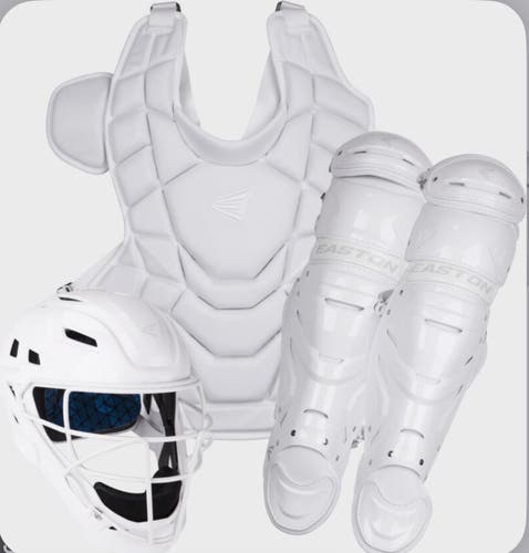 White Easton Gametime Catcher's Set (New)