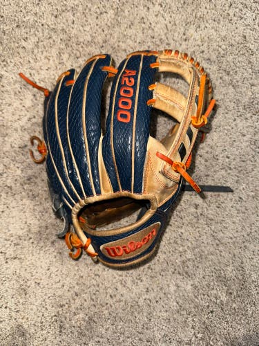 Wilson A2000 RH Infield Baseball Glove 11.5" (Used)