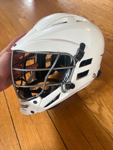 Cascade S Helmet (Lightly Used)