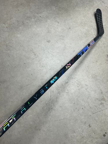 70 Flex P28 Senior True Catalyst 9x3 Left Hand Team USA Hockey Stick Pro Stock (New)