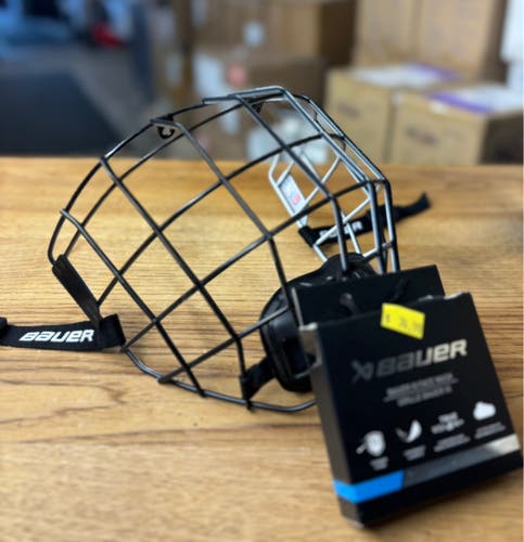 Bauer Profile III Oreo Full Cage Facemask - Senior / Medium (Like New)