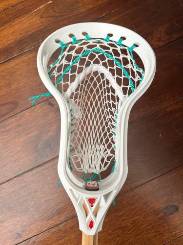 Signature Contract Pro U - strung
