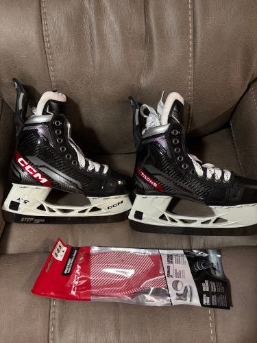 CCM AS-V Pro Hockey Skates Regular Width Size 6.5 (New)