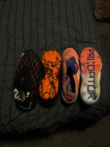 Men's Size M 8.5 (W 9.5) Adidas Cleats (Used)