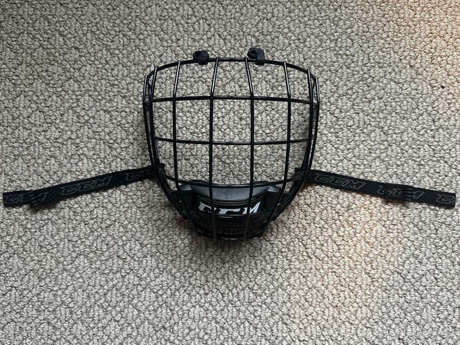 Large CCM FM06 Full Cage (Used)