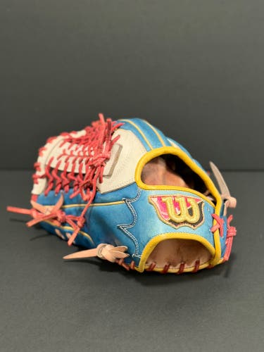 Custom Japanese Wilson Staff D8 model LH Outfield Baseball Glove 12.5" (Used)