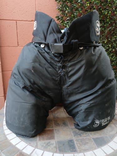 Senior XL CCM Supra Hockey Pants (Used)