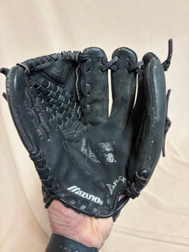 RH Mizuno Power Close Baseball Glove 10.75" (Used)