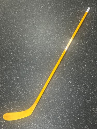 Right Handed P28 55 Flex Pro Stock (New) Gold Out Stick Item#CCGRH
