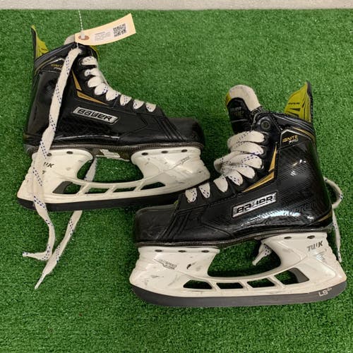 Bauer Ignite Pro Hockey Skates | Junior 3.5 (Regular)