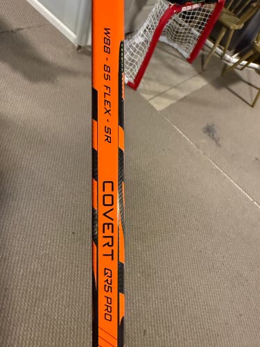 Senior Warrior Covert QR5 Pro Right Handed Hockey Stick W88 85 Flex (Used)