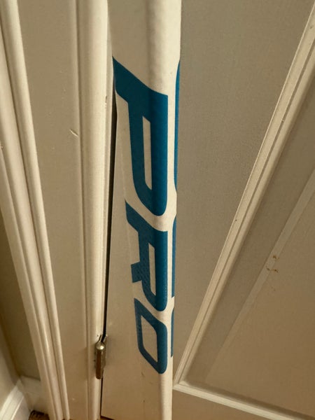 Senior PRO Red Line Right Handed Hockey Stick Toe Pattern 80 Flex Pro Stock (Used)