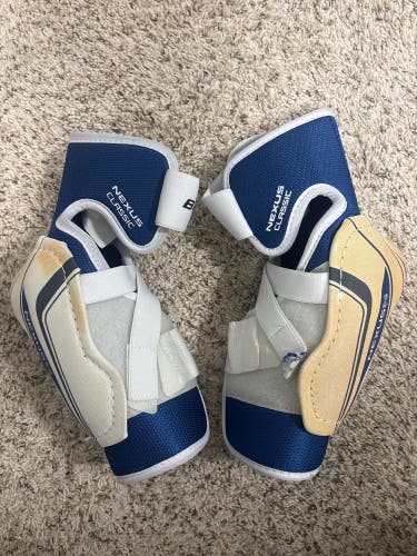 Senior Large Bauer Nexus Classic Elbow Pads (New)