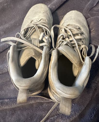 Size 7 Baseball plastic cleats