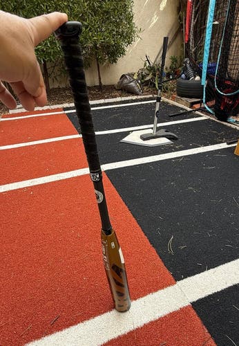 2022 DeMarini Zoa Composite USSSA Certified Bat (-5) 32" (Used) Great Condition