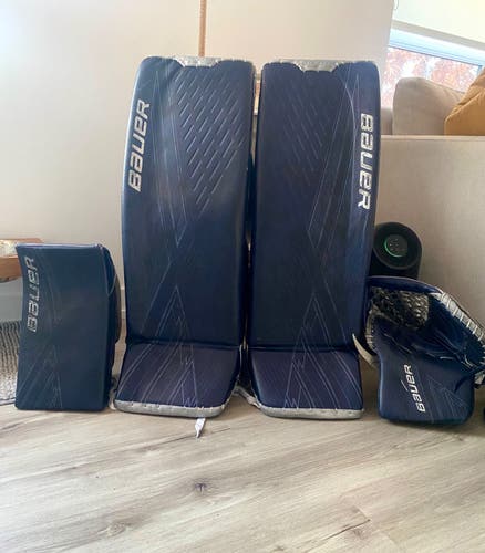 35" Bauer Ultrasonic Regular Goalie Full Set Pro Stock (Used)