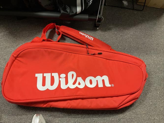Wilson Super Tour 9 PK Racket Bag