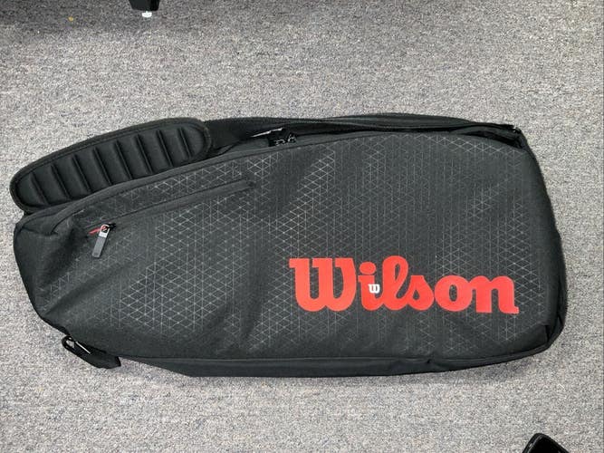 Wilson Clash V3 3PK Racket Bag Black/Red