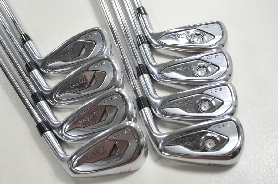 Titleist T200 2019 4-PW,48* Iron Set Regular Flex Right AMT R300 Steel # 215292