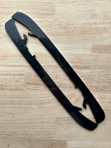 Bauer FLY-TI 272mm Nashville Predators Pro Stock Skate Blades / Runners (Used)