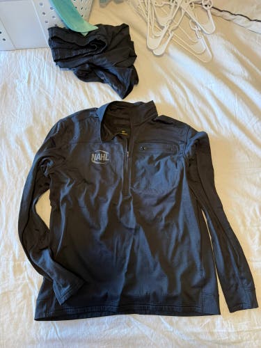 Warroad NAHL Black Men's Medium Quarterzip (Used)