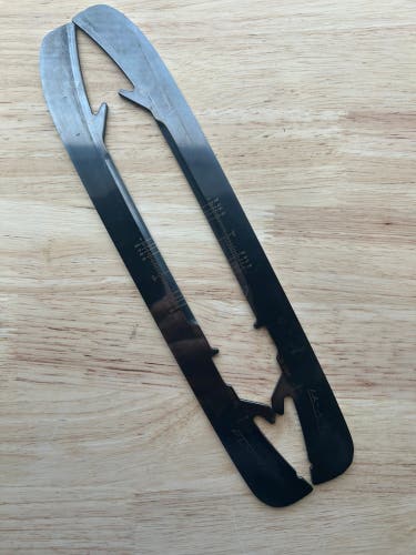 Bauer FLY-TI 263 QMJHL Pro Stock Skate Blades / Runners (Used)