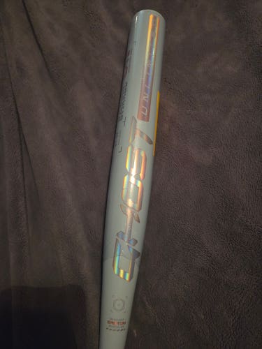 2025 Easton Ghost Unlimited Bat 21 oz 32"