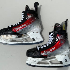 NHL Return Bauer Vapor Hyperlite 2 Pro Stock Size 10 Hockey Skates (Used) 12628