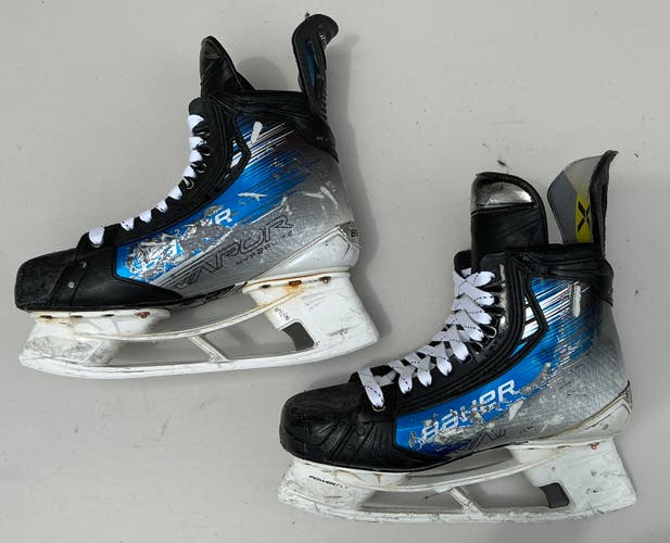 NHL Return Bauer Vapor Hyperlite 2 Pro Stock Size 8 Hockey Skates (Used) 14037