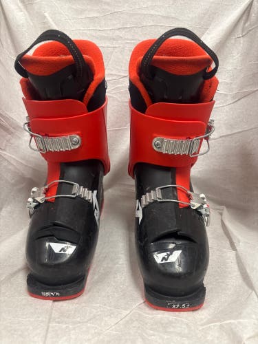 Mondo 22.5 Kid's Nordica SportMachine All Mountain Ski Boots (Used)