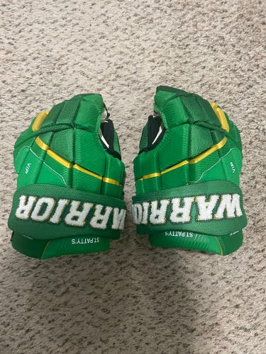 Warrior Covert QR6 Gloves 14" (Used)