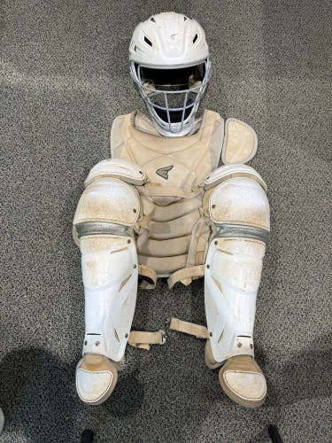 White Intermediate Easton Jen schro Catcher's Combo (Used)