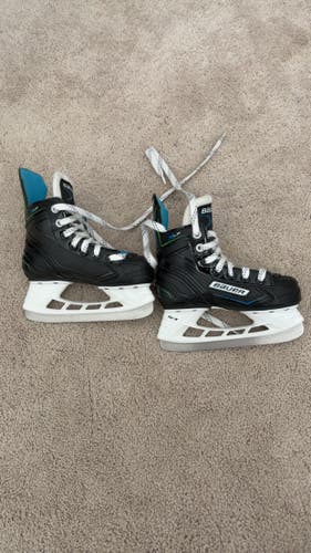 Bauer Hockey Skates Regular Width 11 (Used)